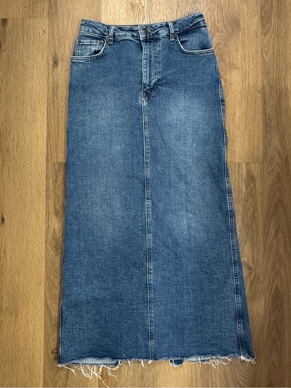 Zara Women’s Long Denim Maxi Skirt Raw Hem Back Slit Blue Jean Skirt Size 26